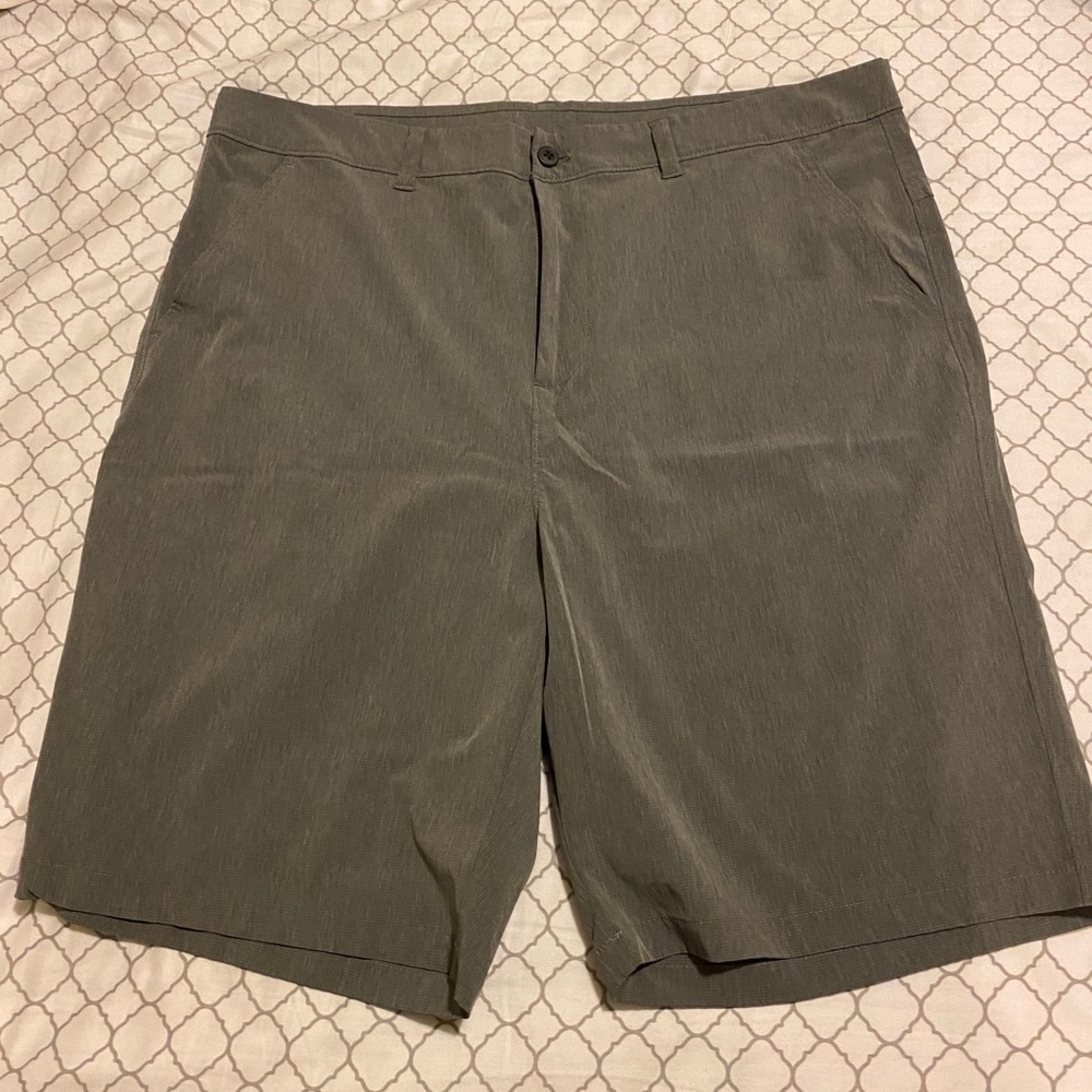 Golf shorts